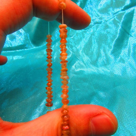 Sunstone 4mm Rondelle 7" Stretchy Gemstone Bracelet - Picture 3 of 3